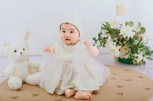 克孜勒苏柯尔克孜宝宝几个月抬头